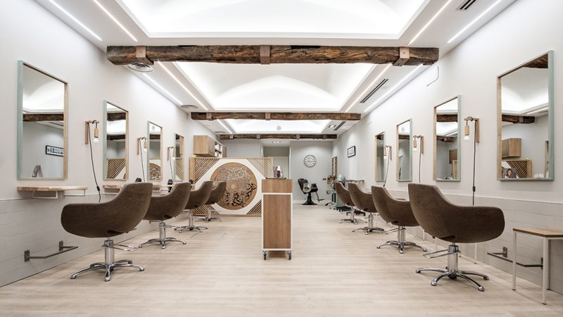 Karisma del Norte lavacabezas butacas peluqueria mobiliario profesional navarra pamplona rioja euskadi pais vasco